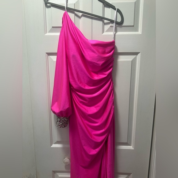 WORN ONCE SHERRI HILL BRIGHT PINK 54421 ONE SHOULDER LONG SLEEVE BEADED GOWN - Picture 14 of 16